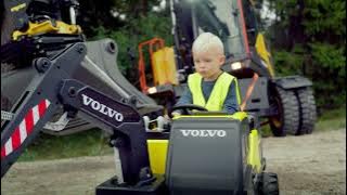 Volvo excavator toy - when no problem is too big