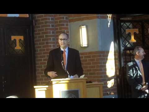 Bob Neyland Jr. - Gen. Neyland statue ceremony - 11.12.10