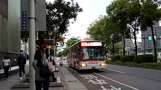 232、635、265區間、656、206、307路線公車行經捷運西門站(西元2021年08月17日)