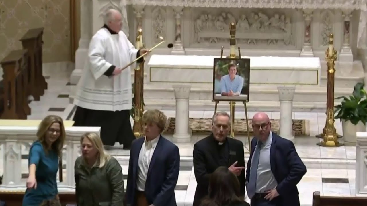 Vigil For Michigan State Student Brian Fraser At St Paul Catholic vigil-for-michigan-state-student-brian-fraser-at-st-paul-catholic