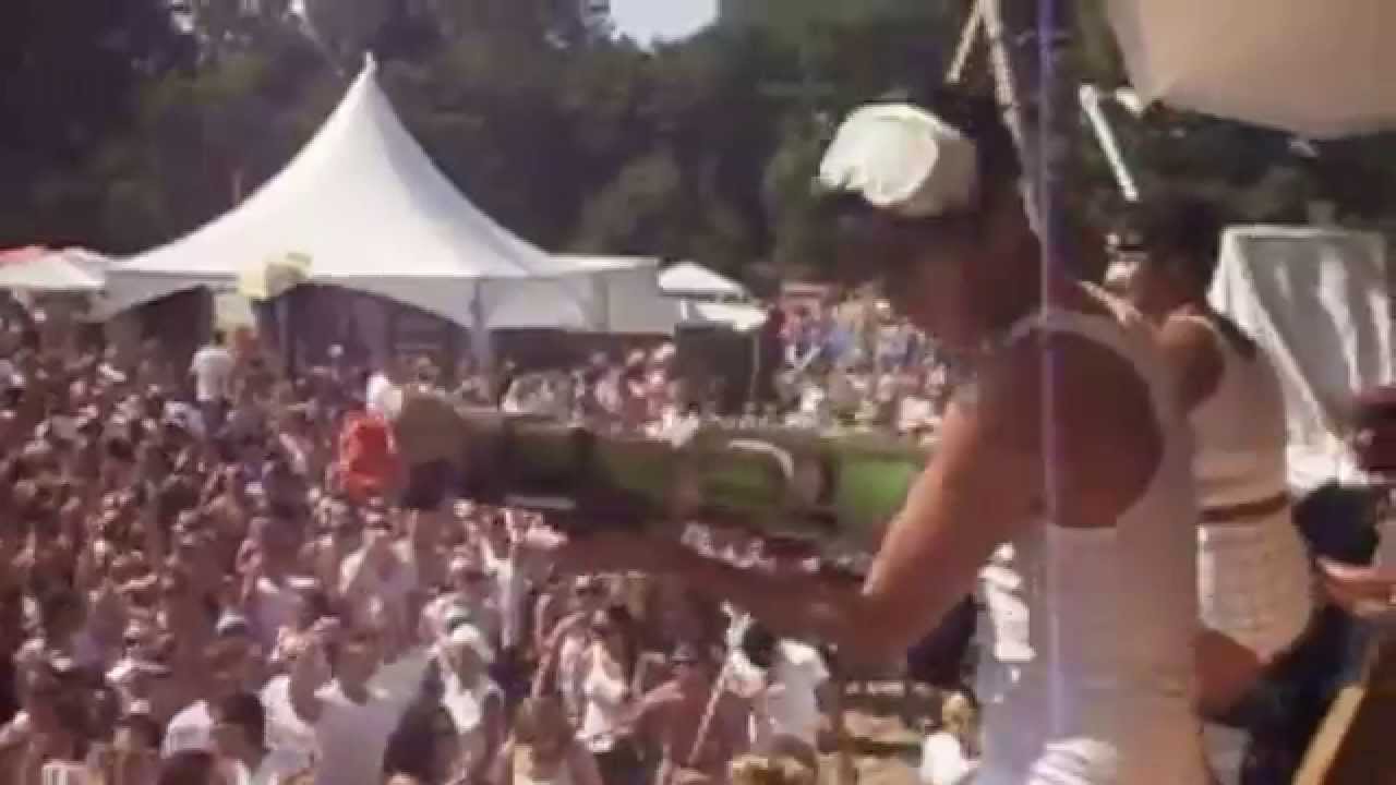 Nikos Akrivos  opening for Solar Outdoor 2014