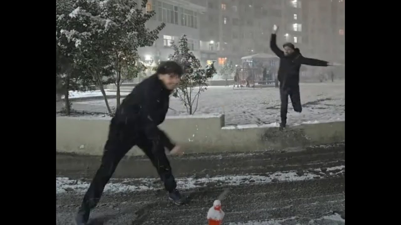 SON TƏKRAR CANLI YAYIMI! (Nicat müəllim penalti vurdu) (Nicat müəllimlə qar topu) görülməmiş anlar:)