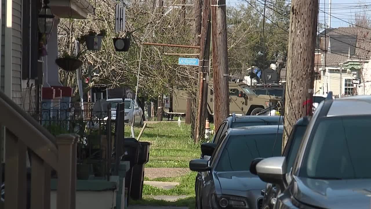 NOPD on scene at SWAT roll as parades roll through New Orleans on Mardi ...