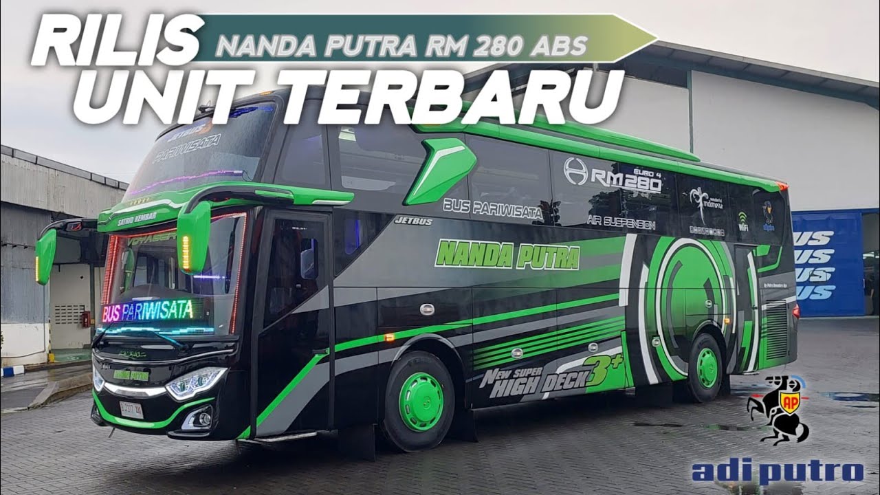 Tiga Putra: Mengarungi Jejak Pariwisata Kalimantan Selatan dengan Armada yang Handal
