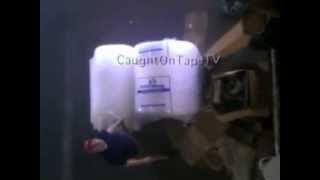 BUBBLE WRAP JUMPER - STUNT FAIL
