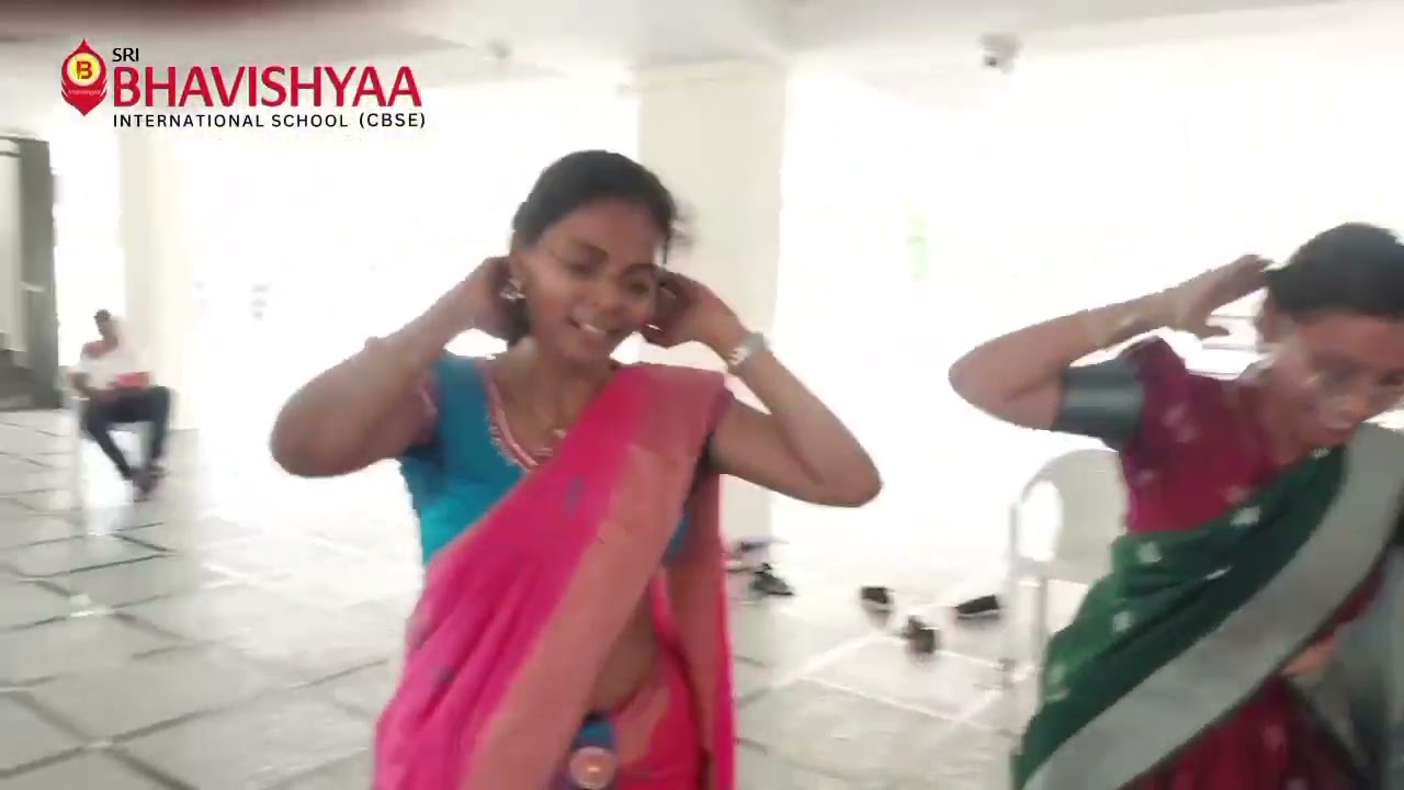 Bathukamma and Dandiya | Celebrations | Sri Bhavishyaa International School | CBSE | Hasthinapuram