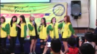 Cherrybelle nyanyi jingle Vitacimin - Meet N Greet #TemuCeriaChibi - Surabaya 071214