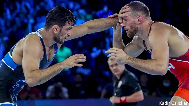 David Taylor vs. Hassan Yazdanicharati   |  2021 World Finals