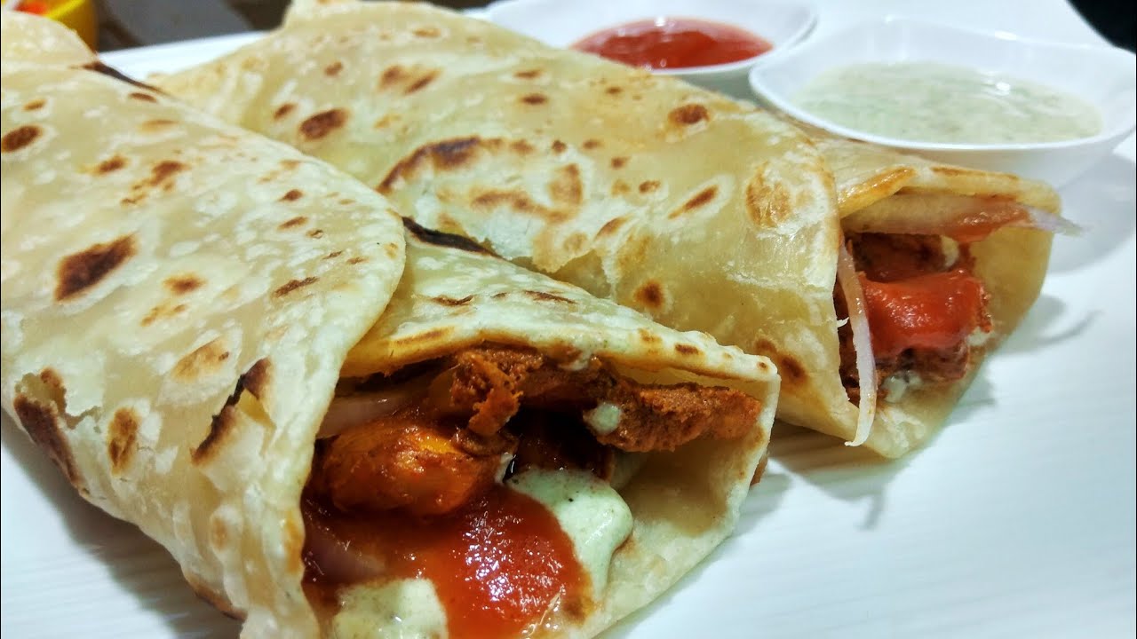 Chicken Paratha Roll Recipe - Bazar jaise | Homemade chicken roll recipe