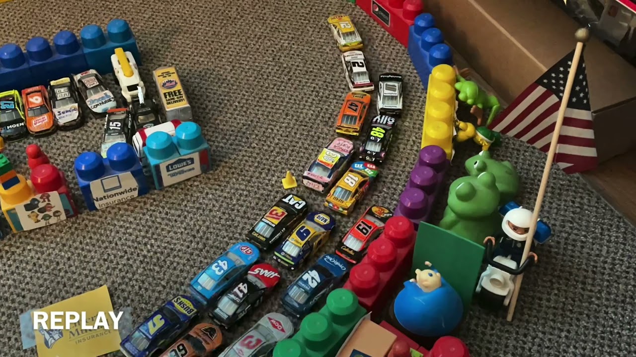 Flex Seal Cup Series: Microsoft Duel #1 (Highlights) [NASCAR Stop Motion]