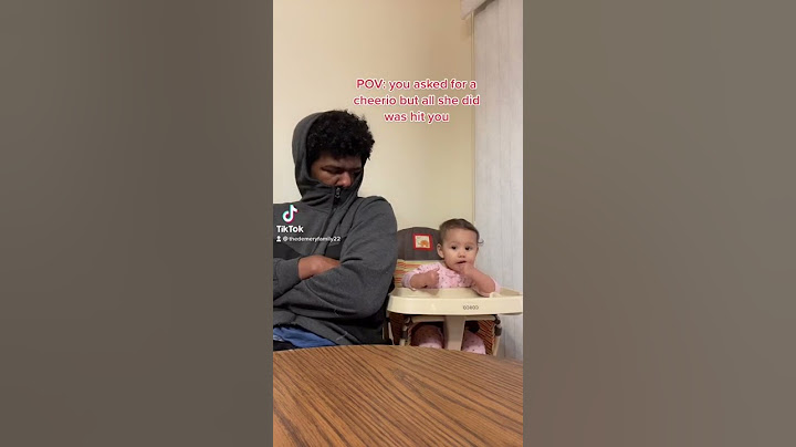 She’s a bully🥲 #baby #mean #dad #family #fyp #cutebaby #couple #funny #cutefamily #mom