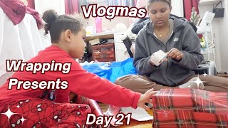 Last Minute Christmas Shopping! Vlogmas Day 21!