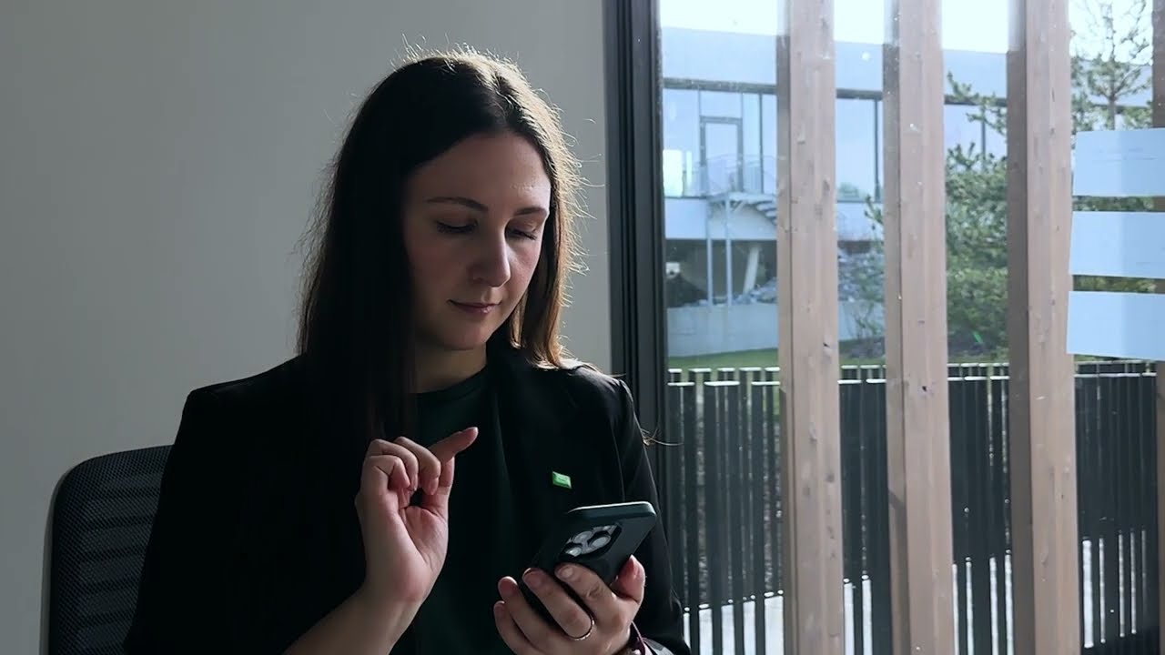 Pré-visualização do vídeo Loxone Smart Home Overview