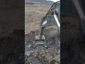 Pulling coal from deep hole #hyundai #excavatoroperator #heavymachinery #dumptruck #beml