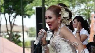 NINING MEIDA - SESAH HILAPNA