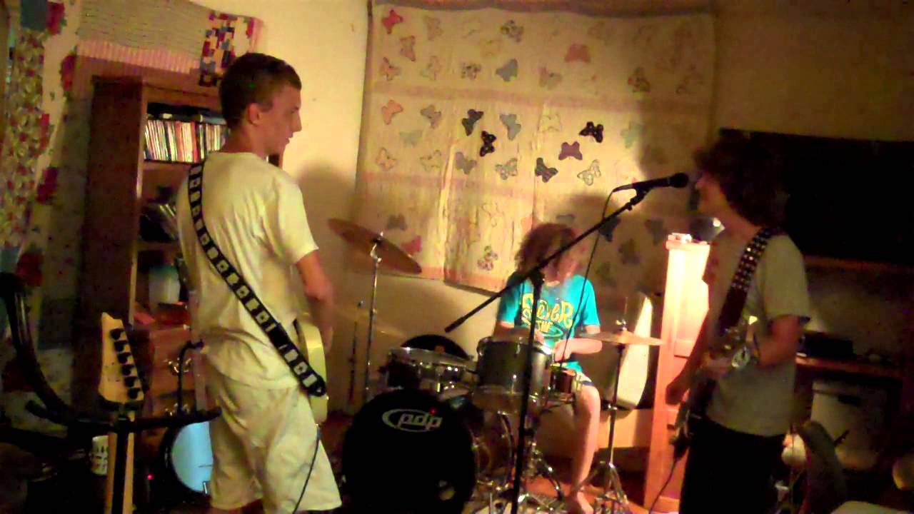 A song about kittens. - YouTube