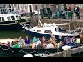 Jorge Zorreguieta &amp; Koningin Maxima varen in watertaxi door Hoorn.
