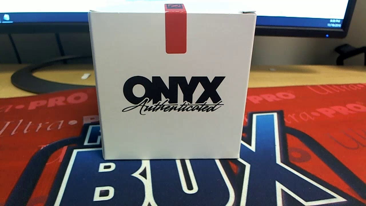 2018 Onyx Clubhouse Game Used Batting Gloves Baseball Box ID