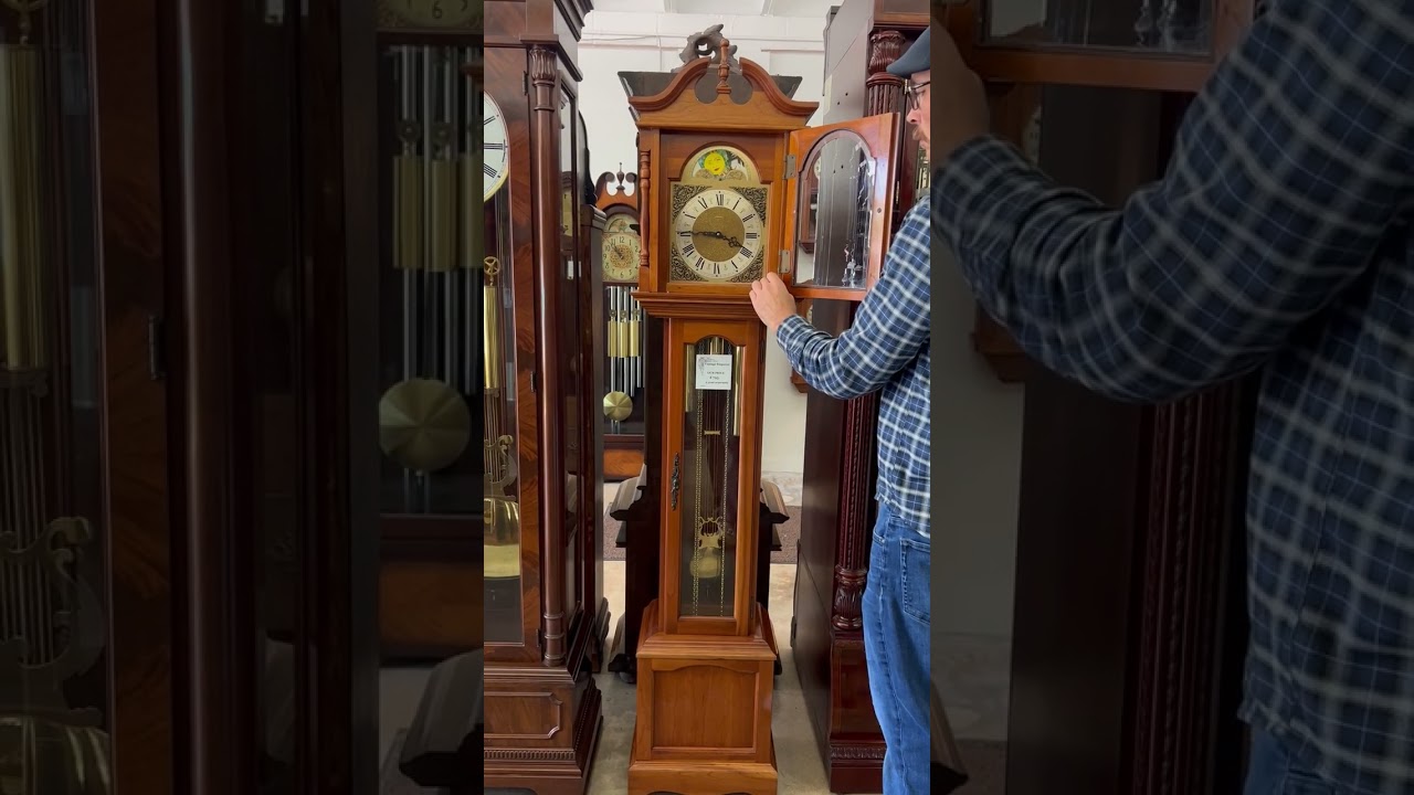 Vintage Emperor Grandmother Clock