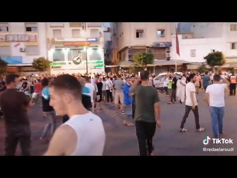 Xijare Kabire Fi Bnimakada Tanger 