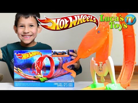 hot wheels cobra coil track set