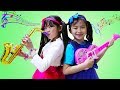 Emma & Jannie Pretend Play w/ Guitar & Saxophone Music Toys & Sing Kids Songs Nursery Rhymes