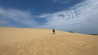 TALLEST SAND DUNES IN EASTERN U.S.:JOCKEY'S RIDGE STATE PARK, OUTER BANKS (4K)