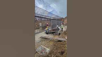 Install Concrete Wall Formwork for Bridge