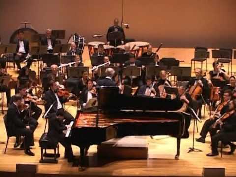 Mendelssohn Concerto No. 1 - Part 1 by George Li (13 years old)