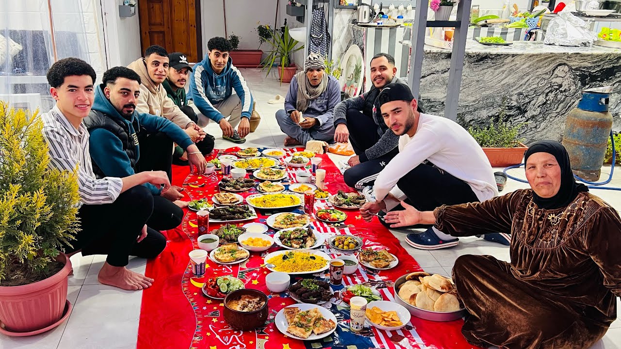 عزمت صحاب ابني عالفطار🎉 عشان أفرحه..بس الحقيقه فاجؤوني بموبايل هديه 🎁😲📱