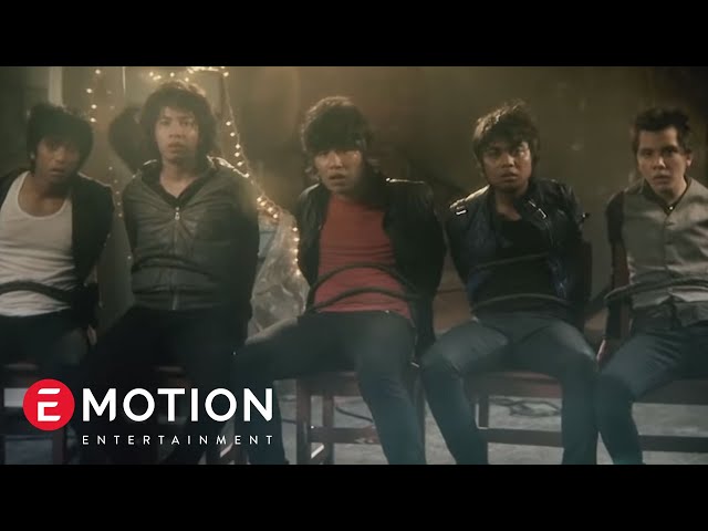 Armada - Cinta Itu Buta (Official Music Video) class=