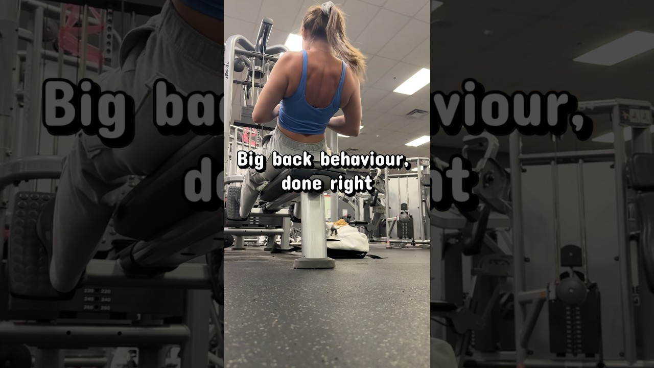 The only typa big back I wanna be fr #bigback #bigbackactivities #backday #backmuscles #gymgirl
