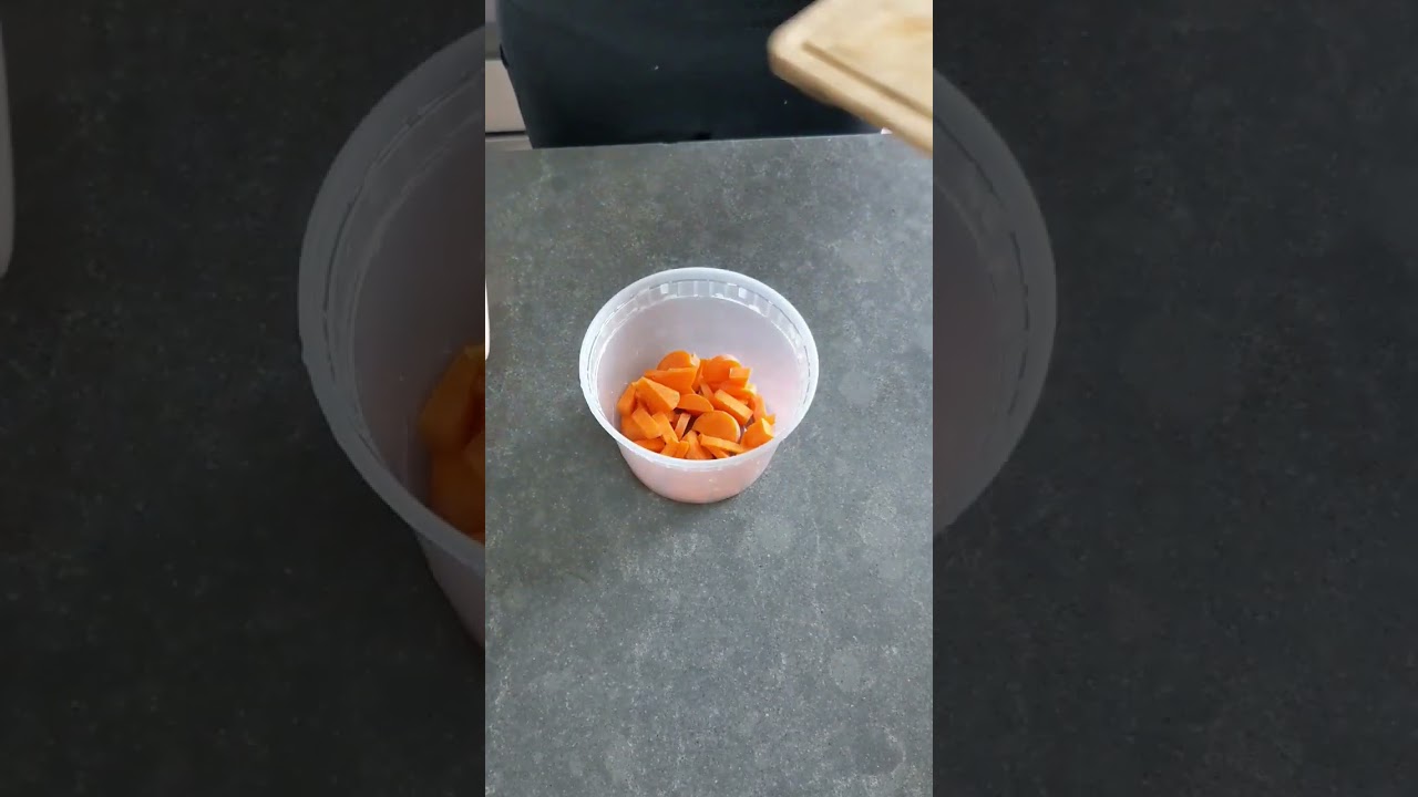 Carrot Juice (in a Blender!) – A Couple Cooks