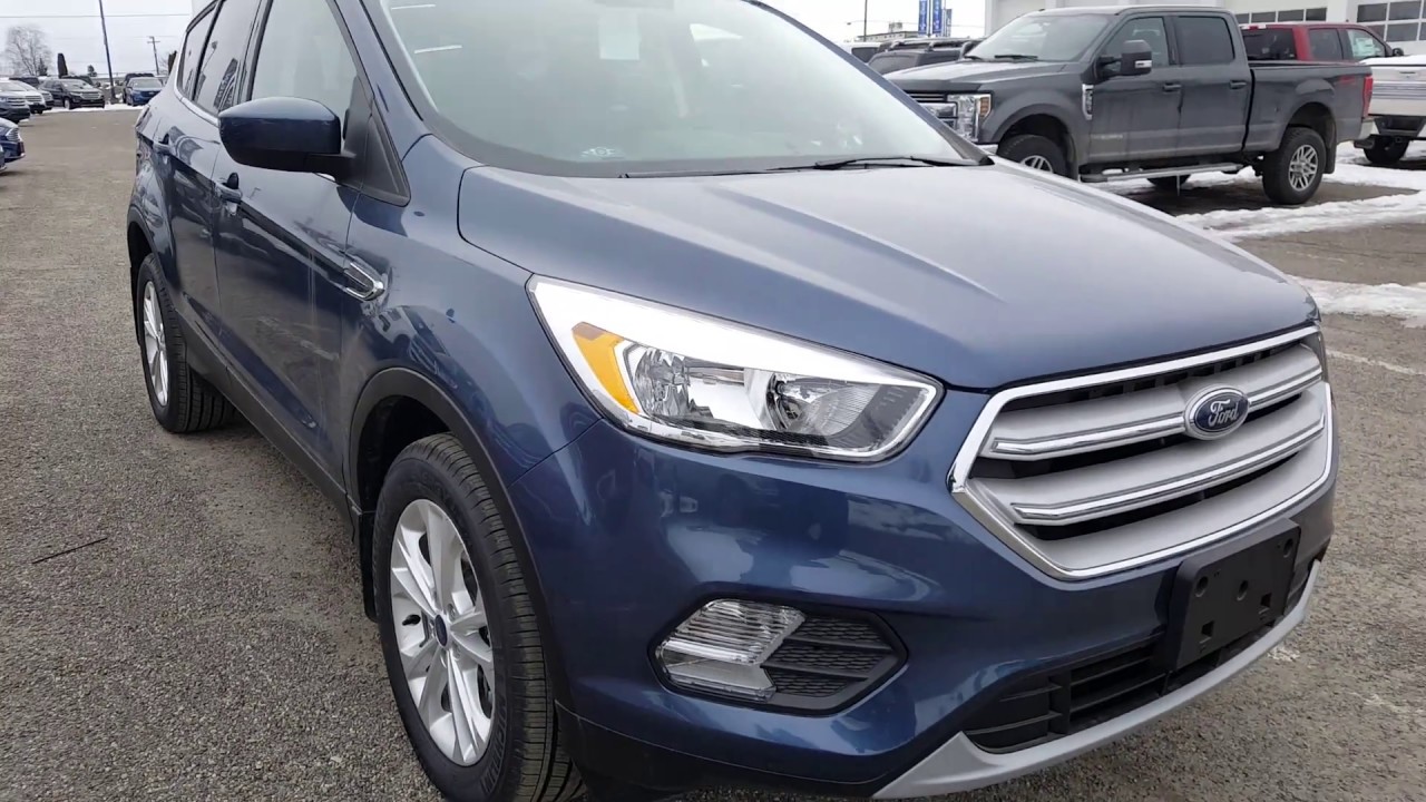 Blue 2018 Ford Escape SE 4WD Review - Prince George Ford - YouTube