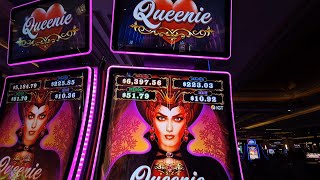 We hit an epic Bonus playing Queenie #slots #bonus #lasvegas