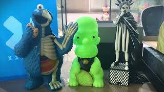 MIGHTY JAXX - Liberty Girl, D'Oh The Unlucky Cat & Xray Plus: Cookie Monster Unboxing!! screenshot 2