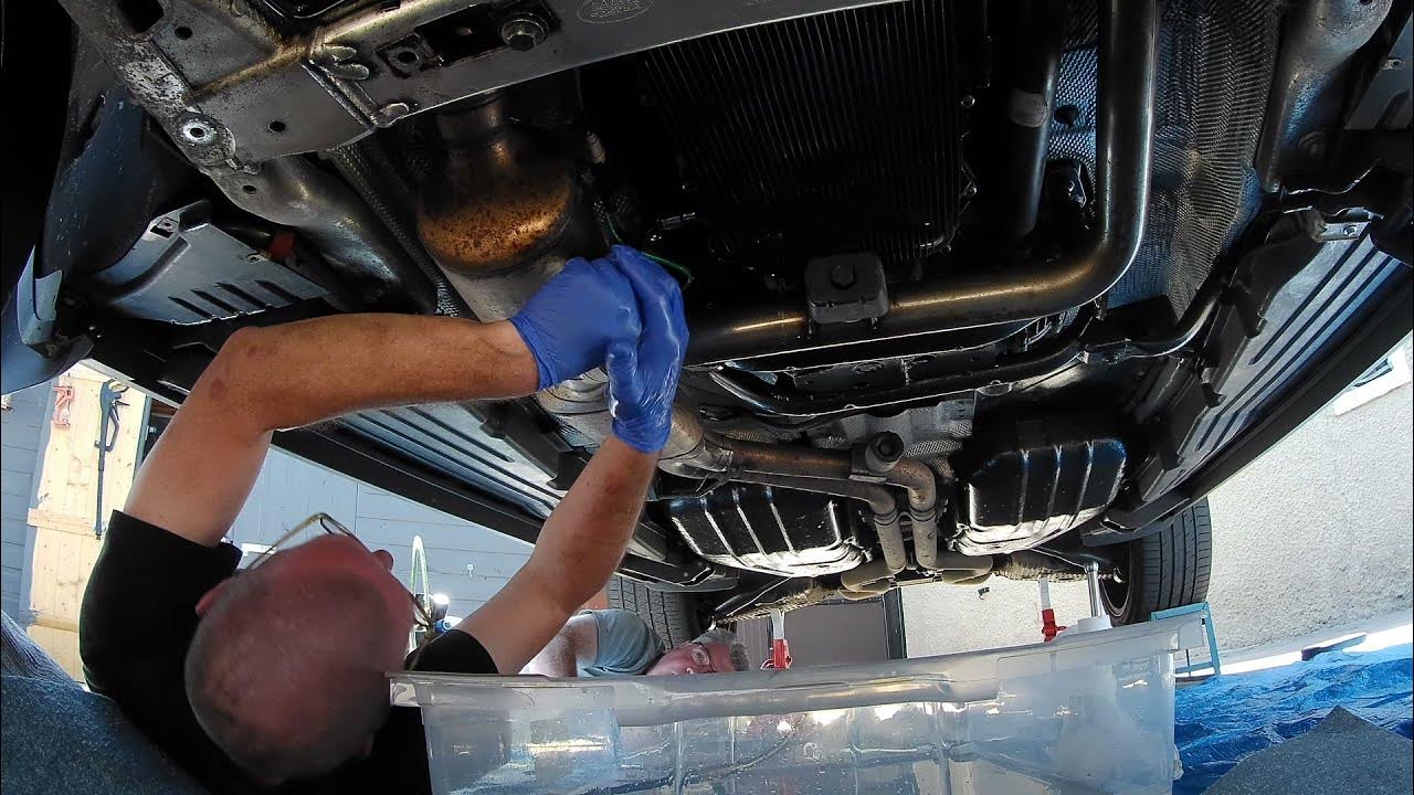 Range Rover L405 Transmission Oil Change - YouTube