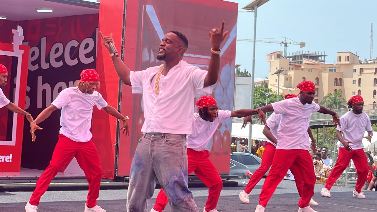 Саркоди преподносит грандиозный сюрприз на официальном запуске новой телекоммуникационной сети Te...