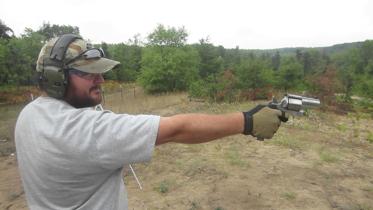 454 Casull One Handed - Ruger Super RedHawk Alaskan steve golin