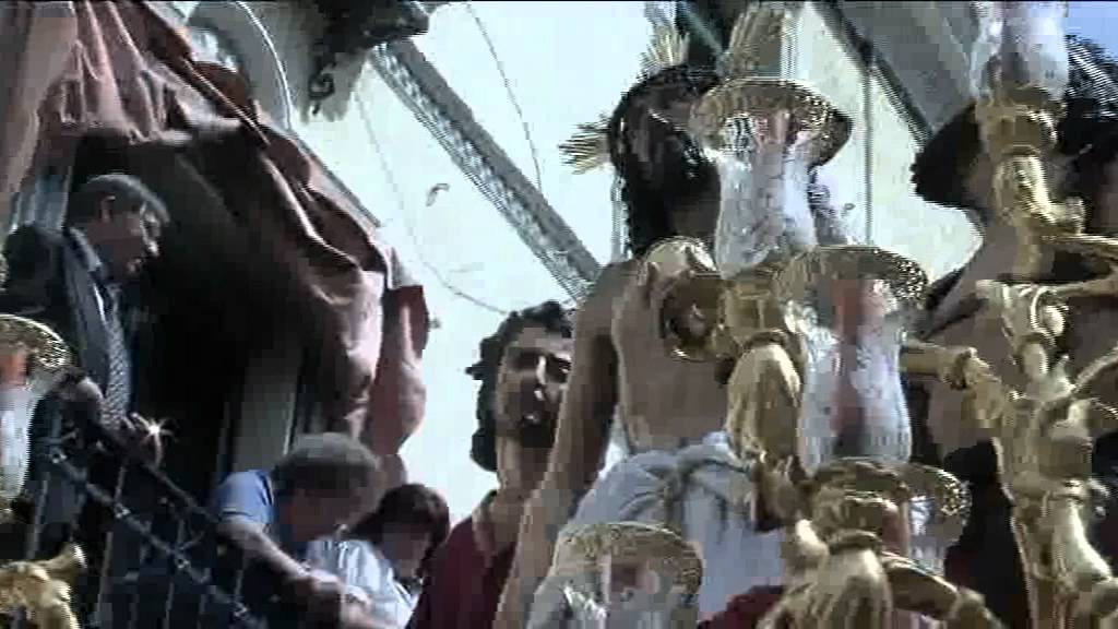 Semana Santa Sevilla 2010- Salida de Jesus Despojado