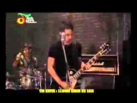 Ungu Ft Andien - Saat Bahagia (Karaoke Original Clip Live)