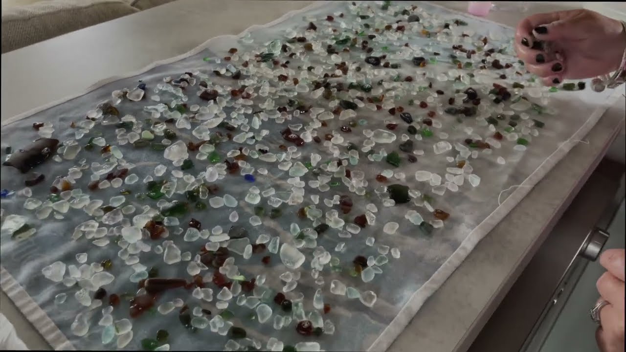 ⁣Sea Glass Treasure Hunt: Exploring the Shimmering Shores of St Ives Harbour, Cornwall!