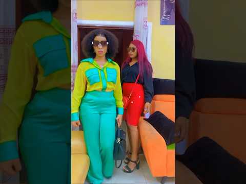 voilà Kocee qui drague la femme de Maahlox 😳