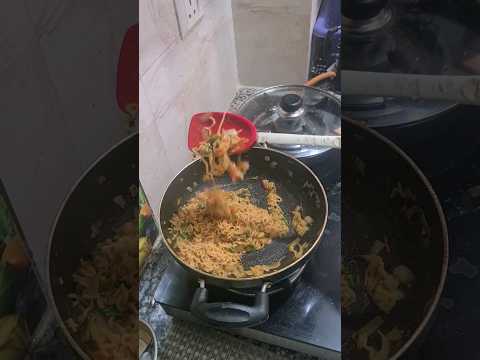 kbi kbi #yeah bi chlta hai #not healthy #but #tasty #viralvideo #
