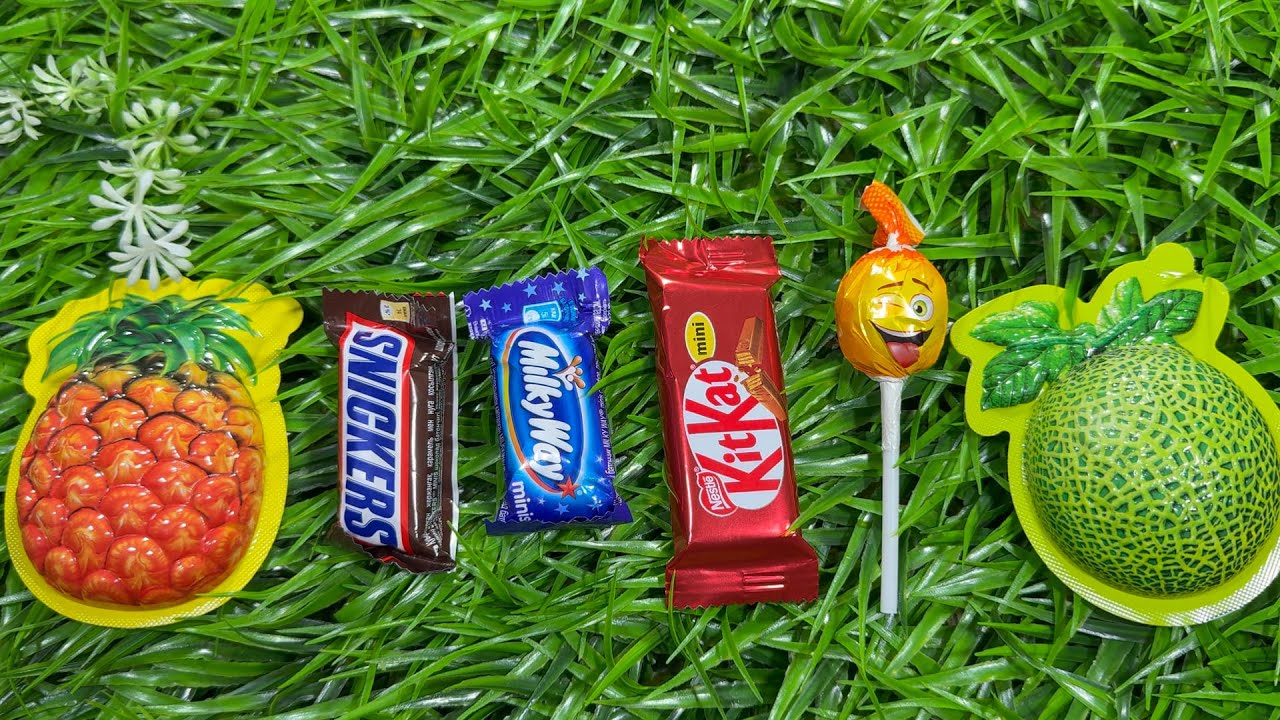 Chocolate & Lollipop ASMR • Chupa Chups Pops, Snickers & KitKat Relaxation & Milky Way