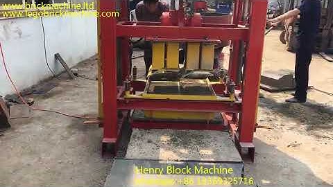 QT4-40 block machine producing curbstone