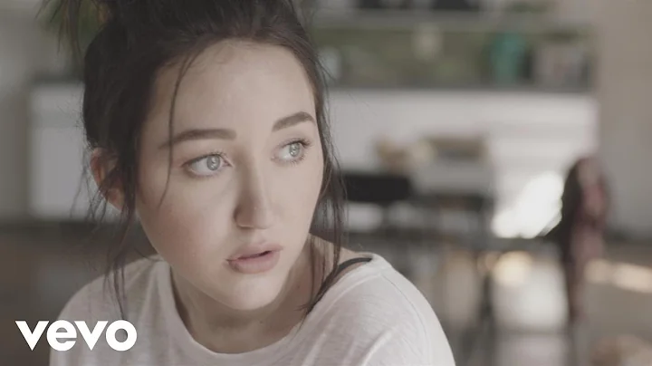 Noah Cyrus, Labrinth - Make Me (Cry) (Official Mus...