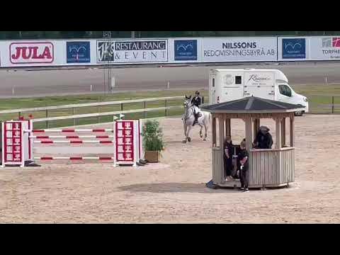 Selma och Chandler placed and clear in 4* 145, mantorp