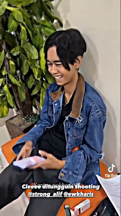 Dilan Cepmek Kocak Banget Lagi Nunggu Kayes Pulang💞🙏💞💞💞 Jangan Lupa Follow Tik Tok Kak@fahmi.ygy