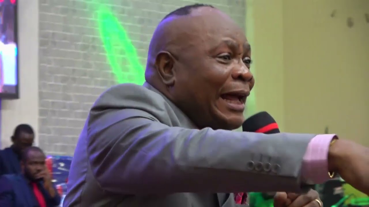 PASTEUR PIERRE KYUNGU  - TON HISTOIRE NAITRA DANS CE QUE TU AFFRONTES -